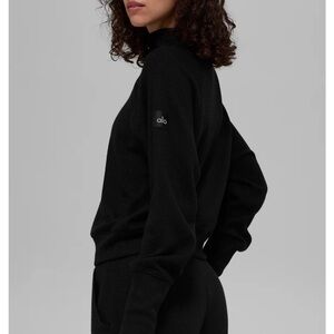 Alo Yoga Waffle Weekend Escape Mock Neck Long Sleeve